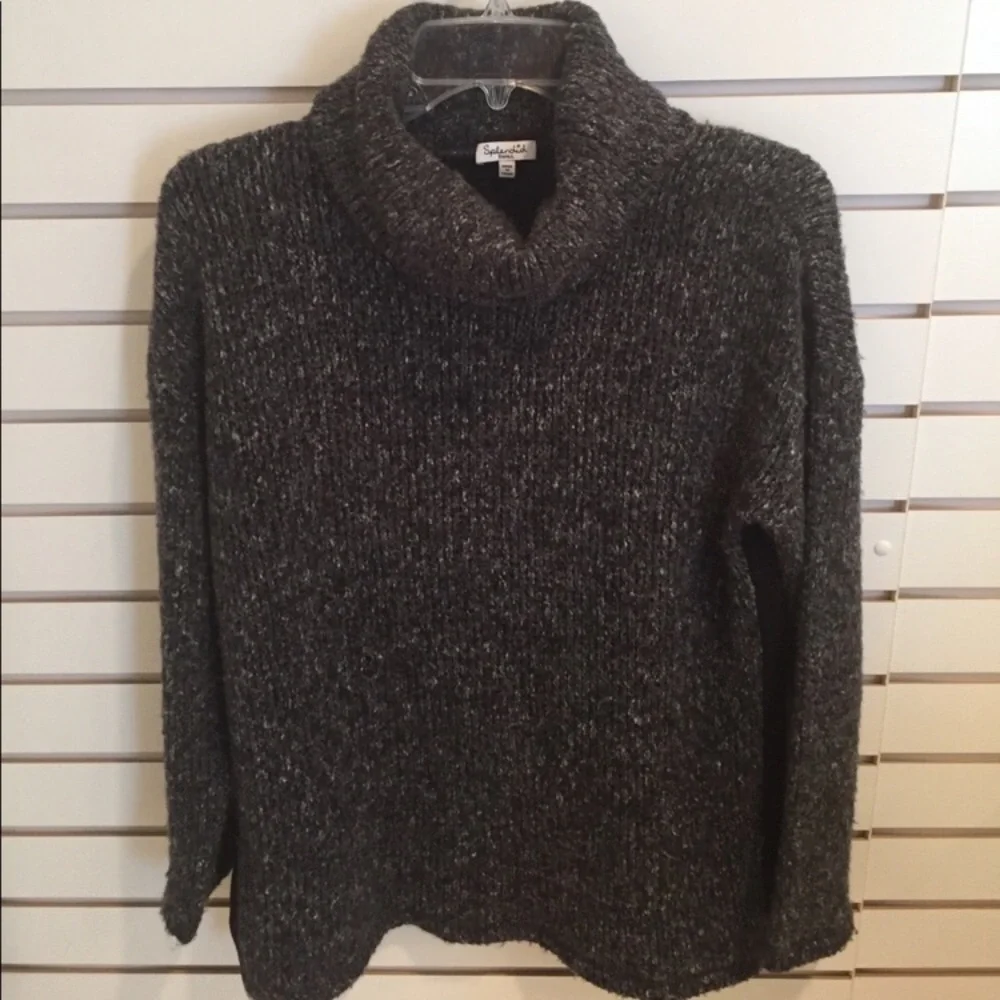 Splendid turtleneck sweater side seam pockets. - Picture 2 of 6
